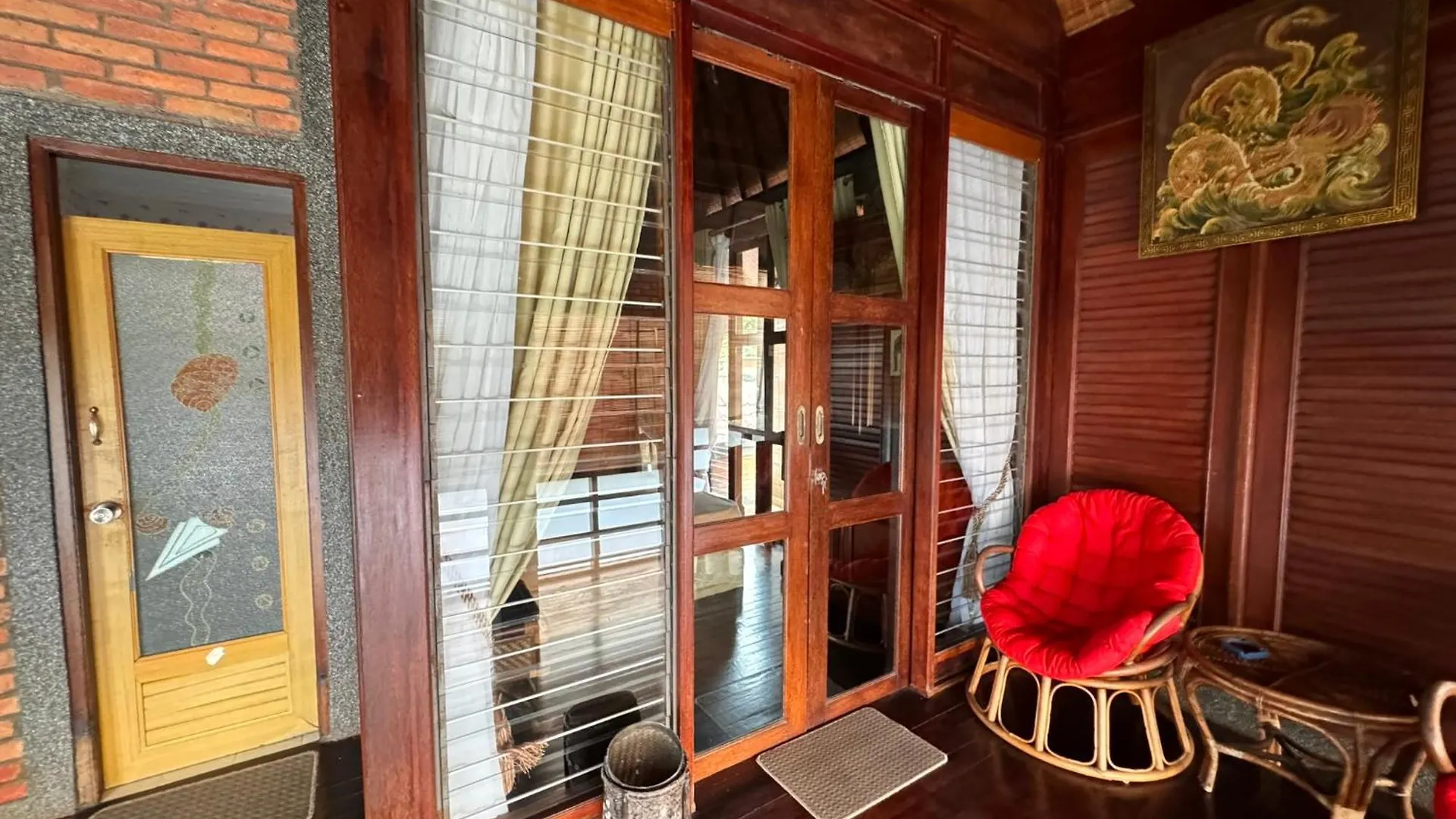 게스트하우스 Giri Hill Homestay 누사두아