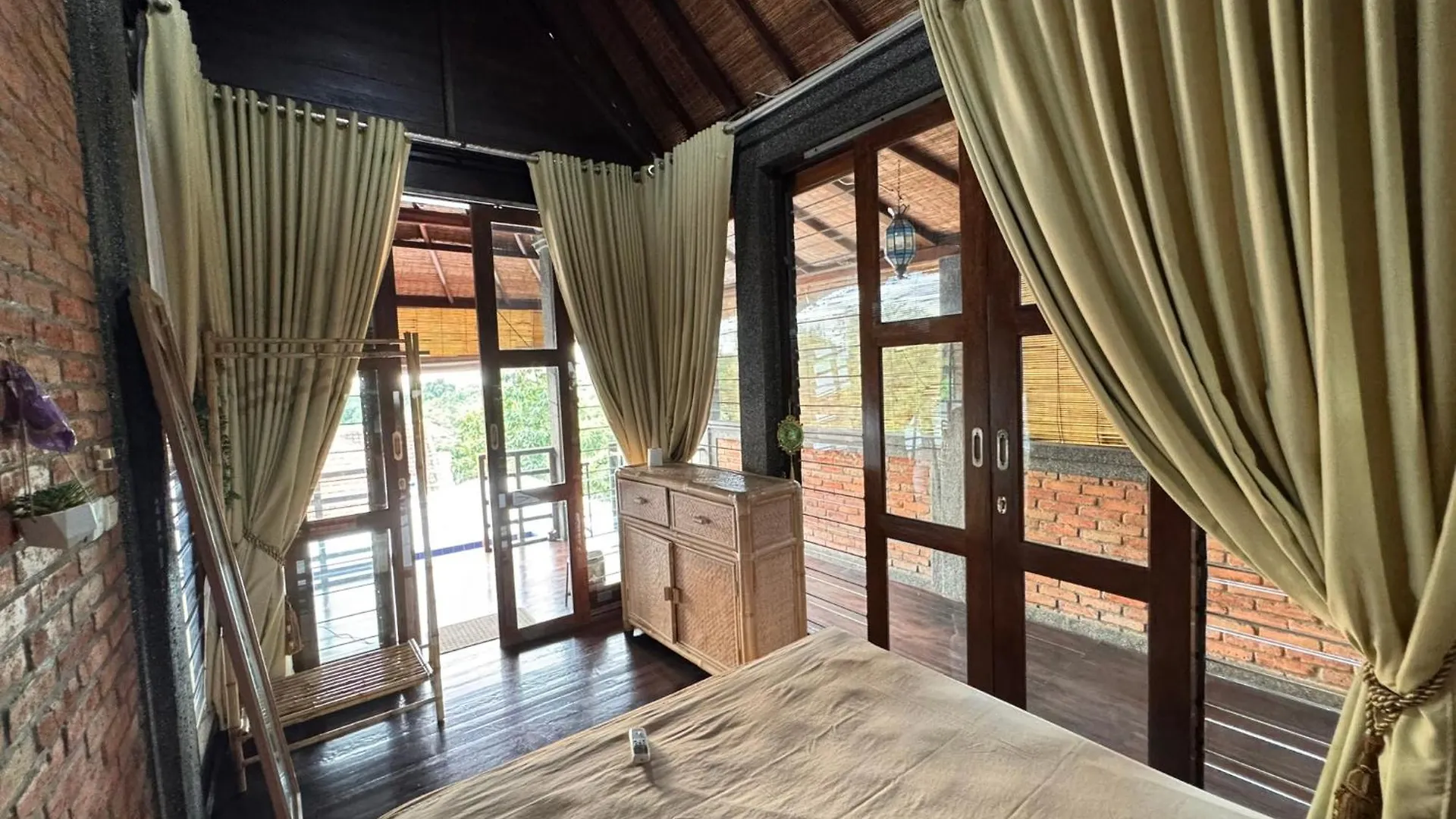 Giri Hill Homestay 누사두아 인도네시아