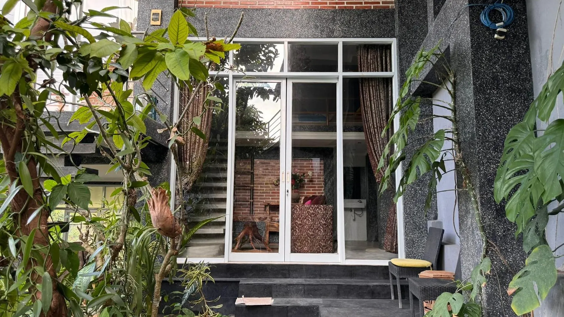 게스트하우스 Giri Hill Homestay 누사두아